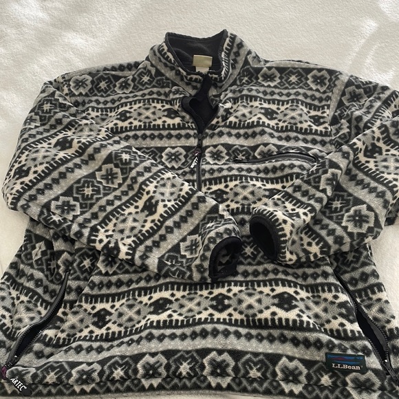 L.L. Bean Other - Polartec Fleece a good condition